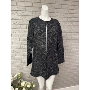 Chico’s Women Sophisticated Black / Silver Silk Jacket Size 1 (8/10)